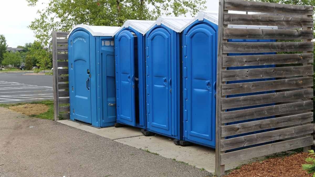 Porta Potty Rental Pros - Affordable Porta Potty Solutions in Iowa Park, TX, 76367